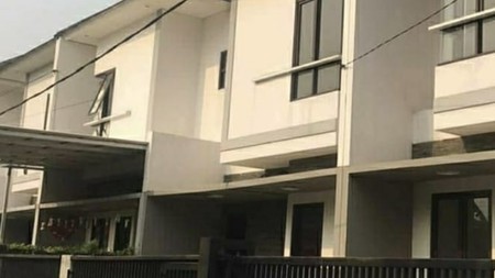 Rumah 2 Lantai, dalam Cluster Bebas Banjir di Pondok Aren