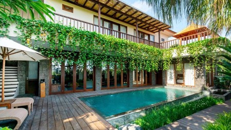 Freehold - Dual-Villa Investment in Prime Batu Bolong< Canggu, Bali - 7 Minutes to the Beach