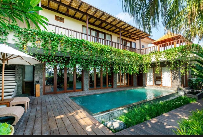 Freehold - Dual-Villa Investment in Prime Batu Bolong< Canggu, Bali - 7 Minutes to the Beach