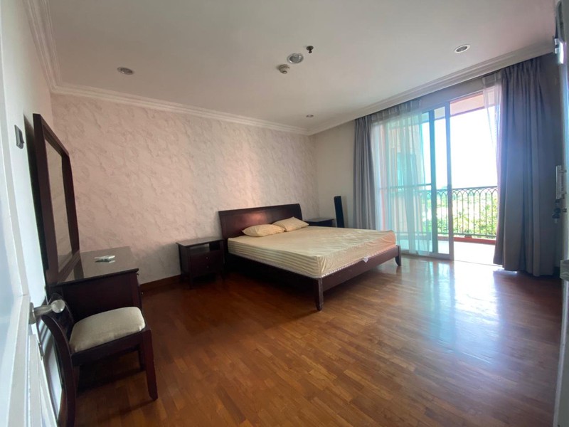 Green View Apartment Pondok Indah Luas 135 m2 Full Furnished Harga Menarik