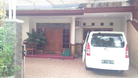 Rumah Tinggal Lokasi Tengah Kota Dekat Dengan Kampus UGM Yogyakarta 