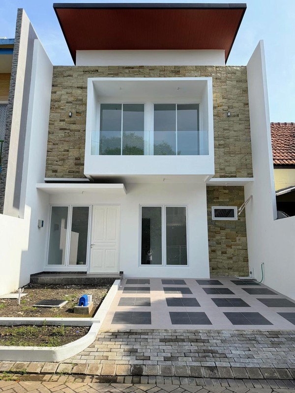 TURUN HARGA! Dijual Rumah Baru Modern Minimalis Bukit Palma Surabaya  