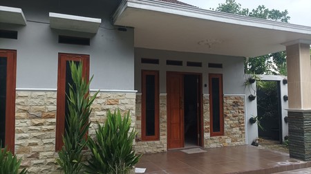 Rumah Tinggal Lokasi Strategis Dekat Pasar Rejodani - Donoharjo Ngaglik Sleman 