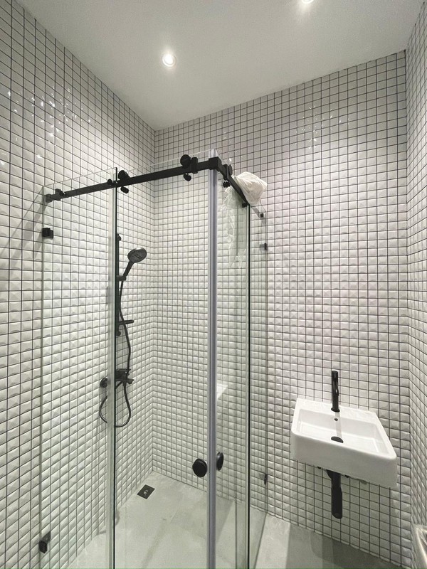 Rumah 2 Lantai Siap Huni dengan Lokasi Premium di daerah Bintaro Sektor 9