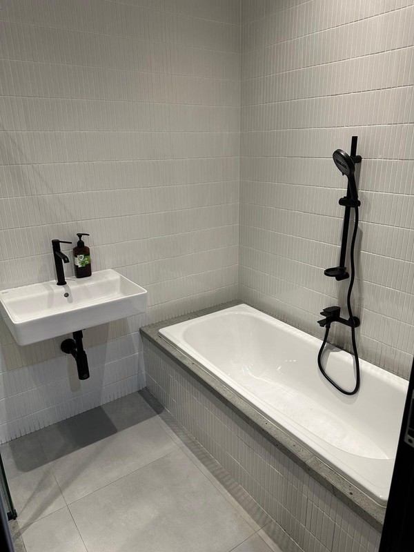 Rumah 2 Lantai Siap Huni dengan Lokasi Premium di daerah Bintaro Sektor 9