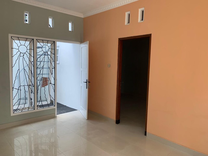 Rumah Modern Minimalis Di Perum Jogja Town House 3 Banguntapan Bantul