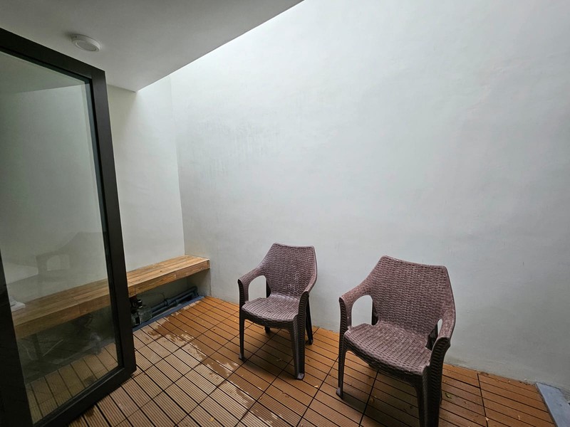 Rumah baru di Hoek kondisi siap huni di Cluster Champaca Residence, Rempoa