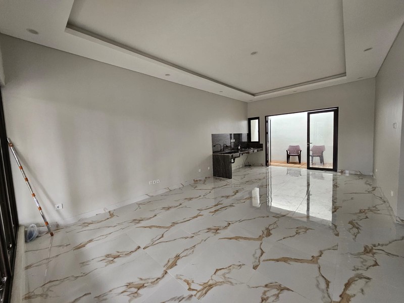 Rumah baru di Hoek kondisi siap huni di Cluster Champaca Residence, Rempoa