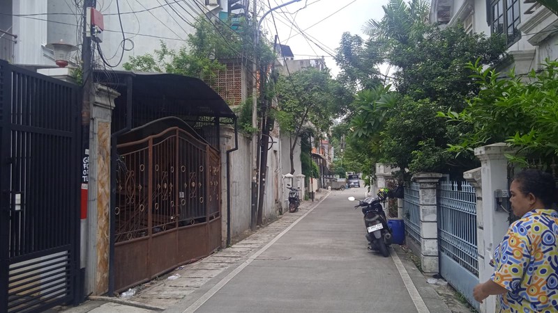 Rumah Pasar Baru Lokasi Bagus Jarang Ada