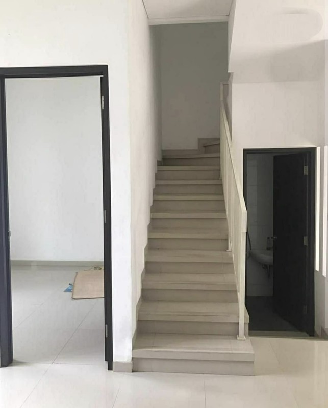 Rumah 2 Lantai, dalam Cluster Bebas Banjir di Pondok Aren