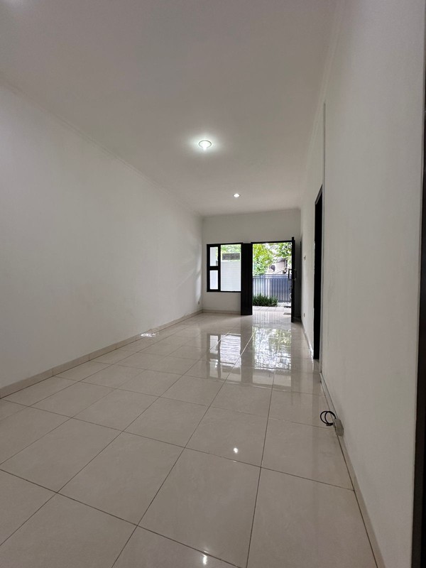 Rumah Rapih, Terawat, Lingkungan aman dan nyaman di Bintaro