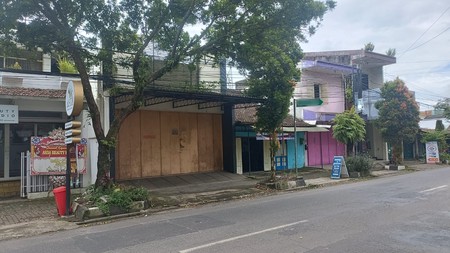 Rumah Lokasi Strategis Di Tengah Kota, Parakan, Temanggung
