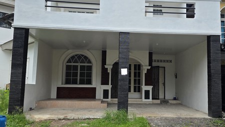 Rumah Siap Huni Baru Renovasi di Kota Wisata