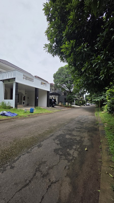 Rumah Siap Huni Baru Renovasi di Kota Wisata