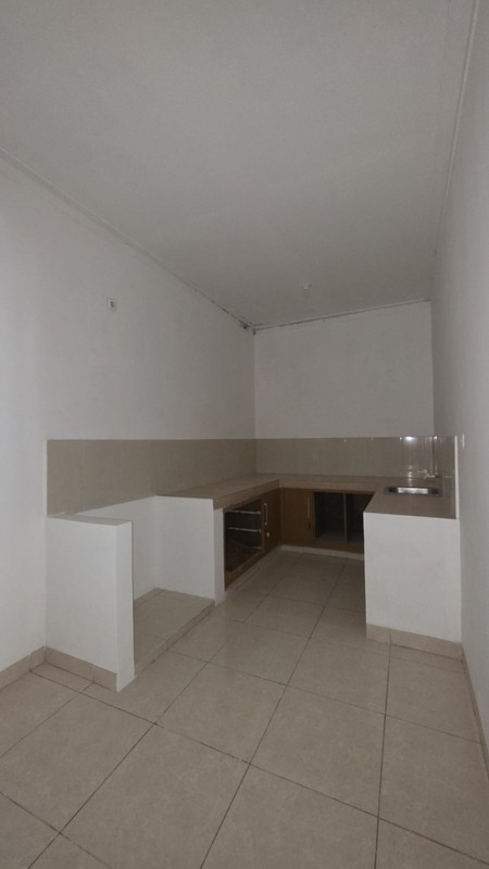 Rumah Siap Huni Baru Renovasi di Kota Wisata