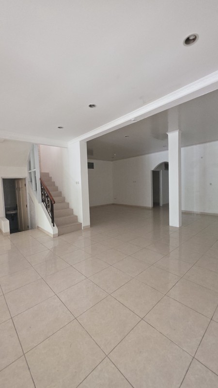 Rumah Siap Huni Baru Renovasi di Kota Wisata