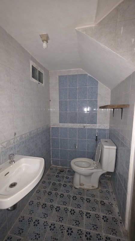 Rumah Siap Huni Baru Renovasi di Kota Wisata