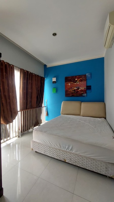 Rumah Asri di Bintaro Sektor 7 Lokasi Strategis Siap Huni SHM