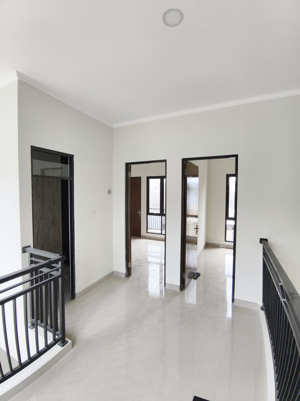 Rumah 2 Lantai Murah di Surabaya Utara - Bulak | 3 Kamar | Bonus Canopy & AC