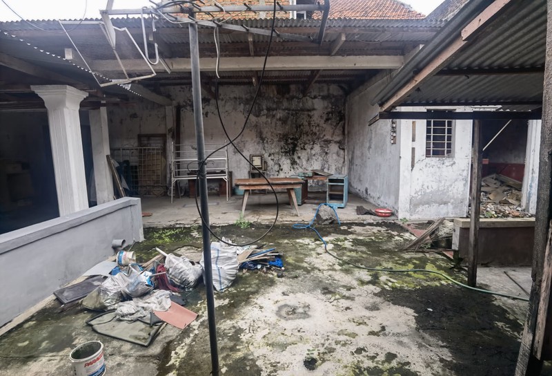 JUAL RUMAH HITUNG TANAH DI RUNGKUT ASRI UTARA