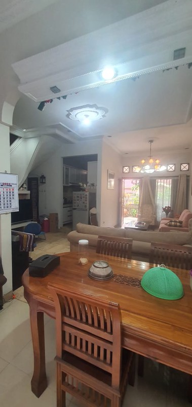 Dijual Rumah 2 Lantai Lokasi Strategis Di Pamulang Estate, Tangerang Selatan