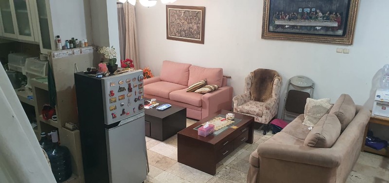 Dijual Rumah 2 Lantai Lokasi Strategis Di Pamulang Estate, Tangerang Selatan