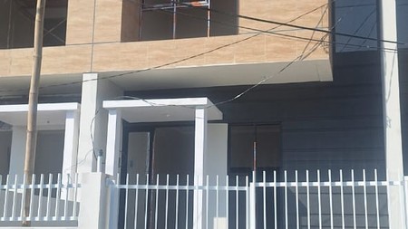 Rumah Baru di Alana Gunung Sari Indah Surabaya
