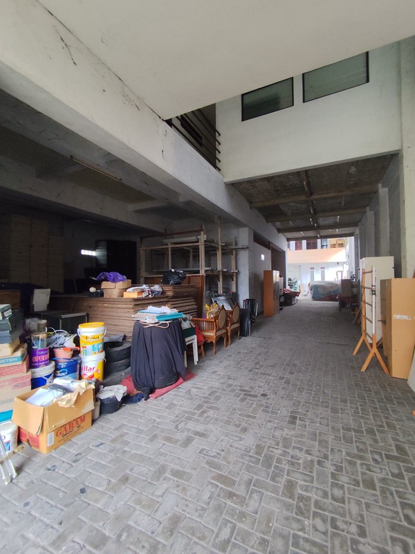 Dijual Gedung Megah & Strategis Investasi Properti Dekat Pusat Perbelanjaan, Banguntapan, Bantul