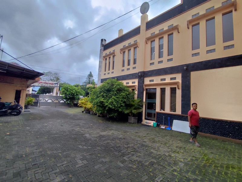 Dijual Gedung Megah & Strategis Investasi Properti Dekat Pusat Perbelanjaan, Banguntapan, Bantul