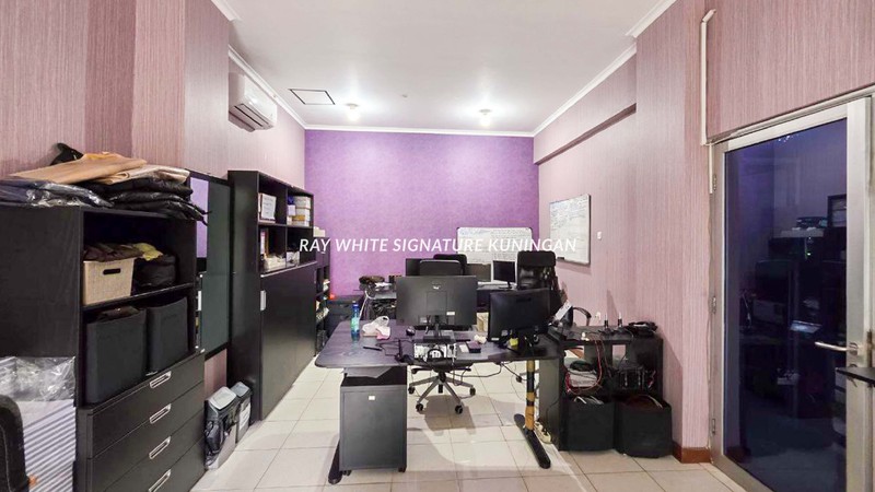 Dijual Ruko Gandeng 2 Unit Mampang Prapatan Raya 