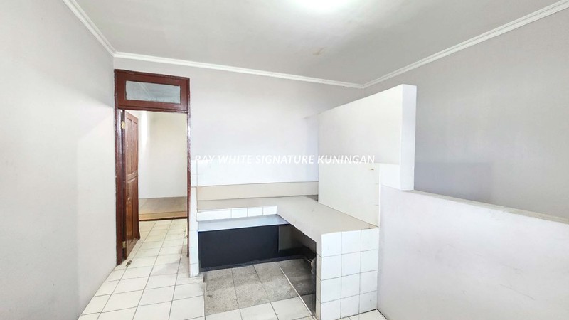 Dijual Ruko Gandeng 2 Unit Mampang Prapatan Raya 