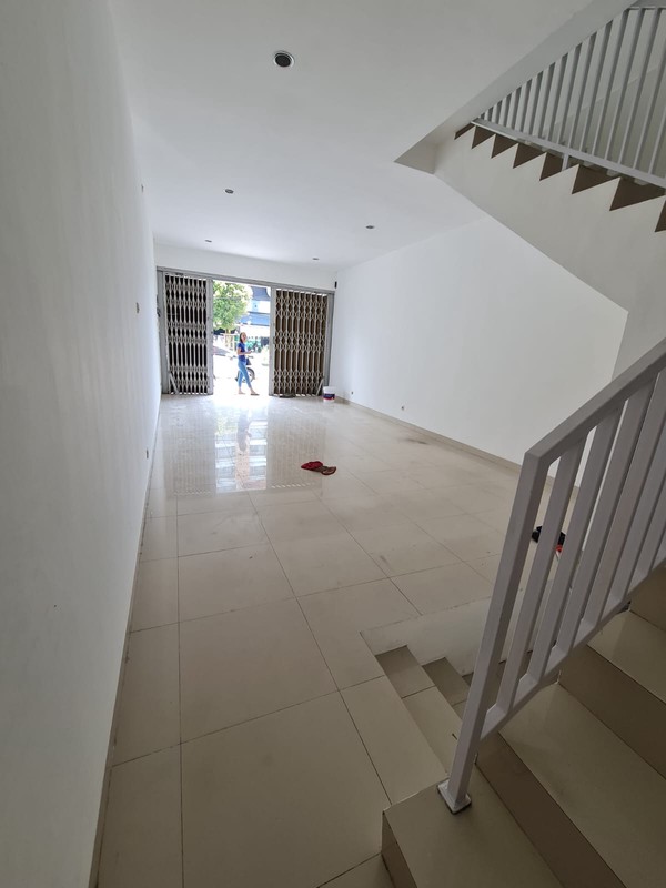 Dijual/Disewakan Ruko Siap Usaha, Area Ramah Bisnis & Mahasiswa, Condongcatur, Depok, Sleman 