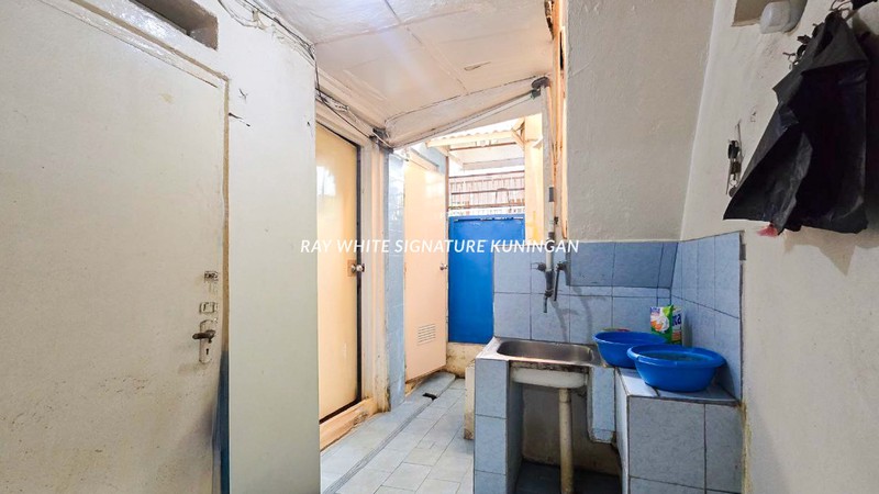 Dijual Rumah Kost Di Bendungan Hilir Dekat Jalan Sudirman 