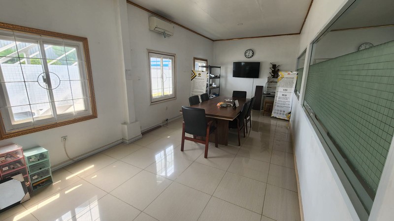 Ruang Usaha Siap Pakai Di Kav DPR Serua, Bojongsari Depok