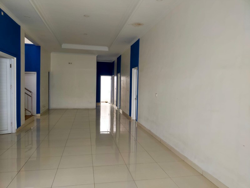 Dijual Office 2 Lantai Lokasi strategis di Cikupa