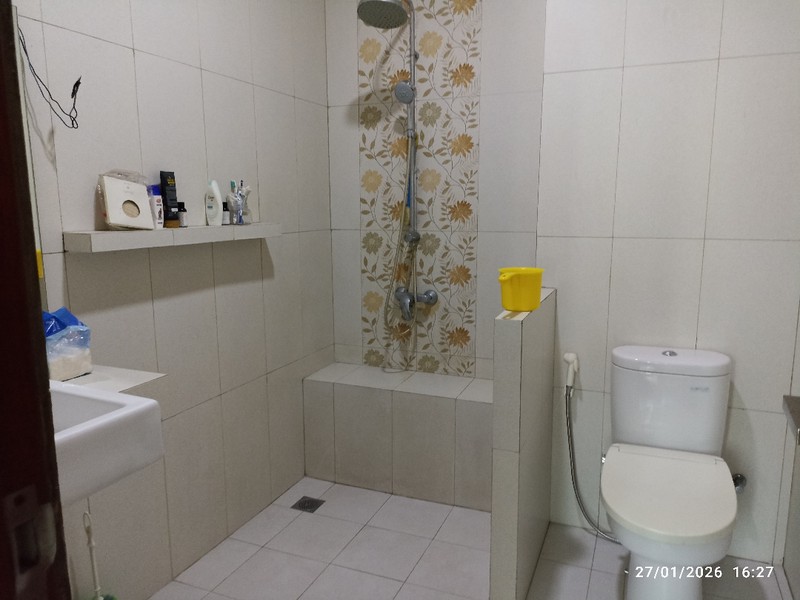 Rumah Sunter Hadap Timur Siap Huni