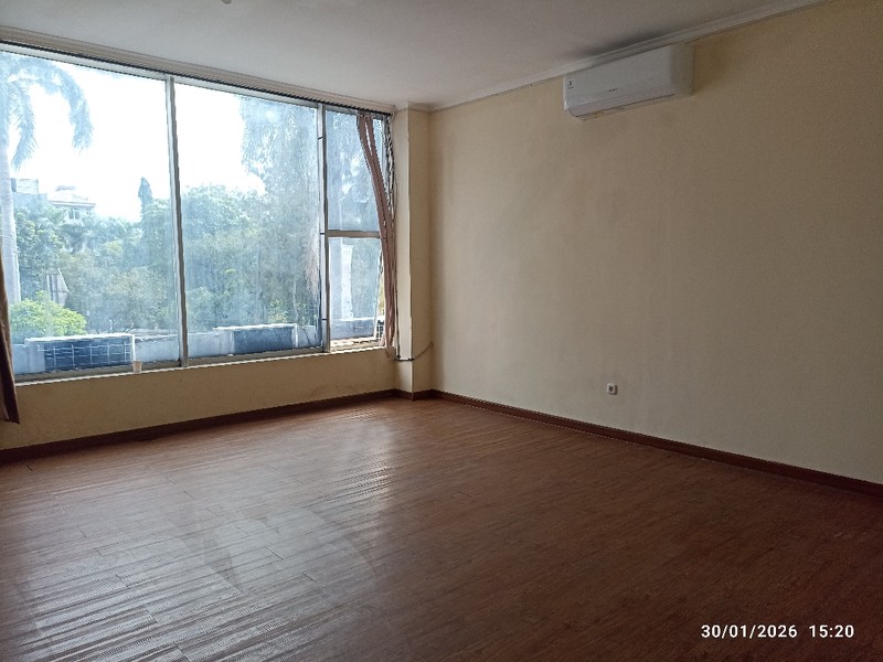 Ruko Sunter 4 Lantai dalam komplex