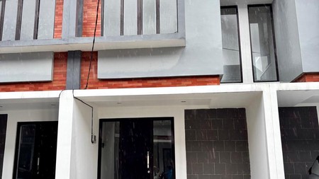 Rumah Minimalis, bebas banjir dalam Cluster di Pondok Aren