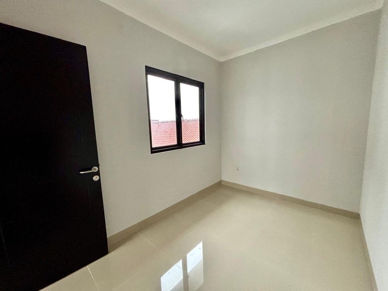 Rumah Minimalis, bebas banjir dalam Cluster di Pondok Aren