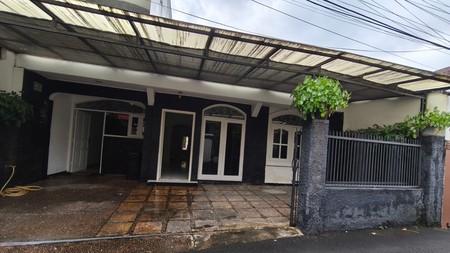 Disewa Rumah Bagus Siap Huni di Asem Baris Tebet Jaksel