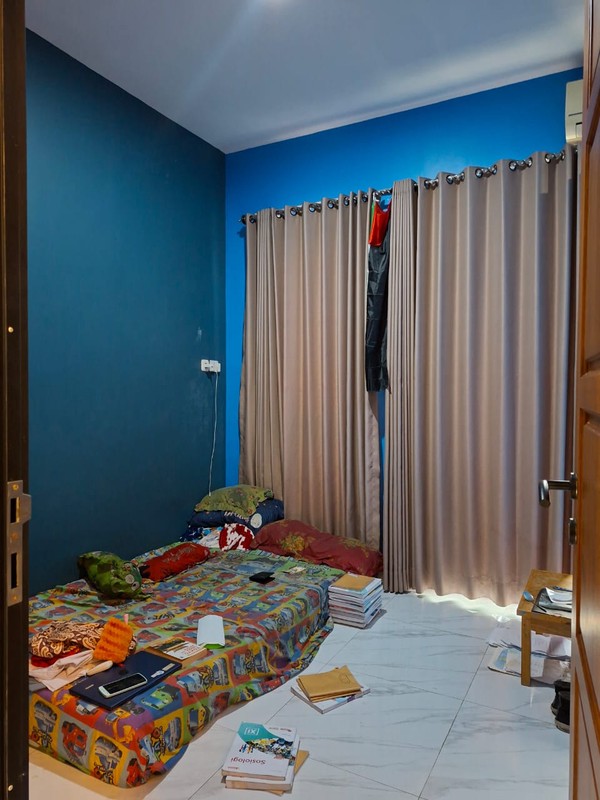 Rumah Hoek 2 Lantai di Pengantin Ali Ciracas Jak Tim