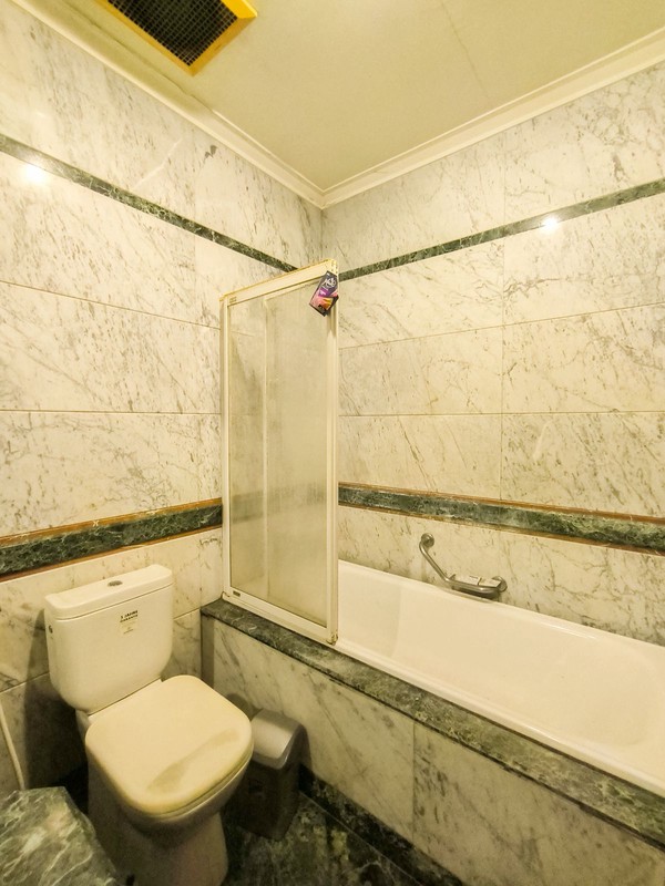 Rumah dengan Pool di Pondok Indah Jakarta Selatan