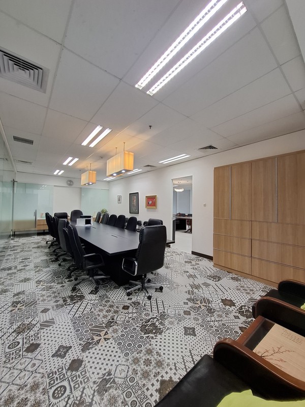 Executive Office Space at Sahid Sudirman Center - 400 sqm, Fully Furnished, city view, 5 minutes away to MRT Benhil