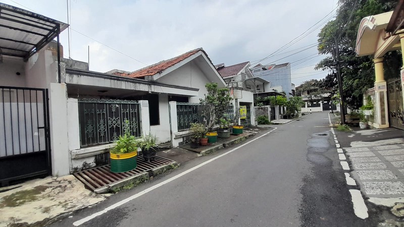 Rumah Dijual Lokasi Duren Sawit Jaktim
