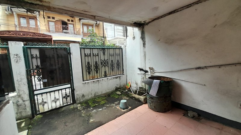 Rumah Dijual Lokasi Duren Sawit Jaktim