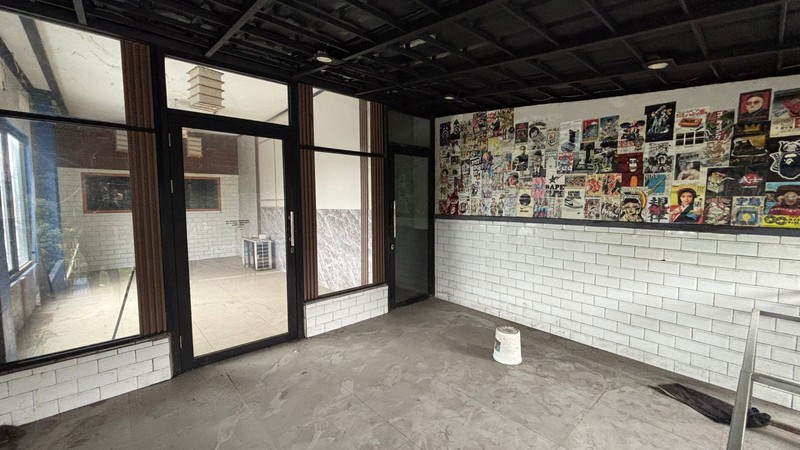 Ruko 3,5 Lantai Unit A Lokasi Jl. Raya Pasar Minggu Jaksel