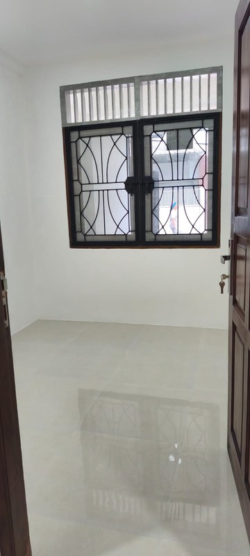 Rumah Siap Huni Jalan Hemat 3, Grogol Petamburan, Jakarta Barat