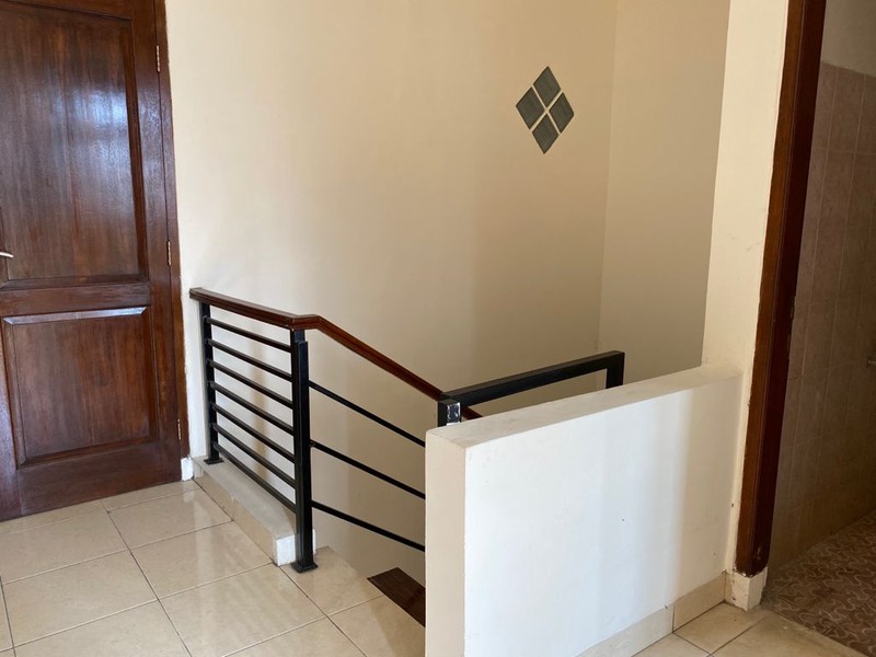 Dijual Rumah Terawat Lingkungan Asri Siap Huni Di Cinere Depok