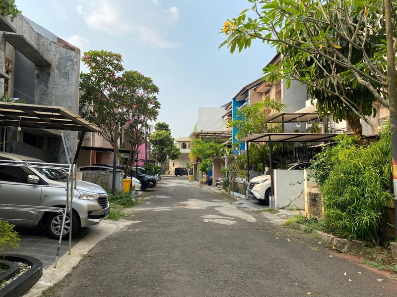Dijual Rumah Terawat Lingkungan Asri Siap Huni Di Cinere Depok