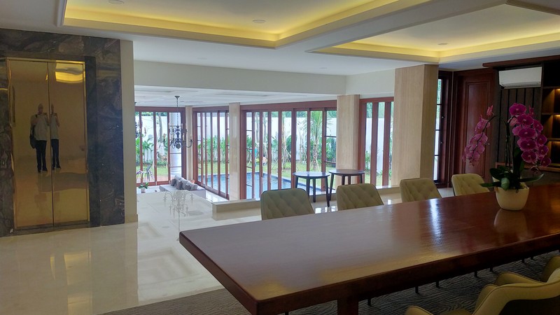 Rumah Megah Keluarga Sultan Kemang Dalam Jakarta Selatan